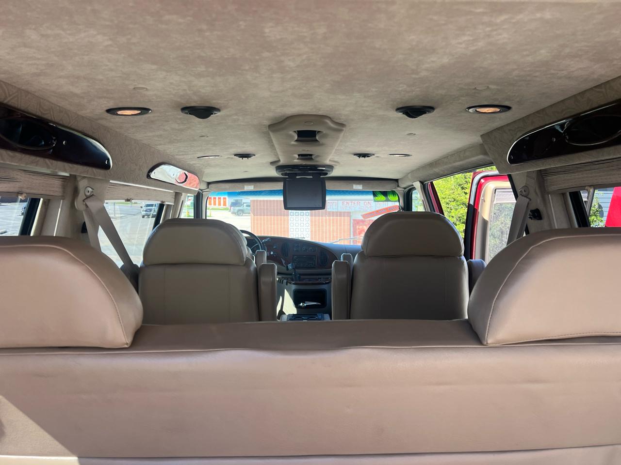 Ford Econoline Cargo Van E-150 2002