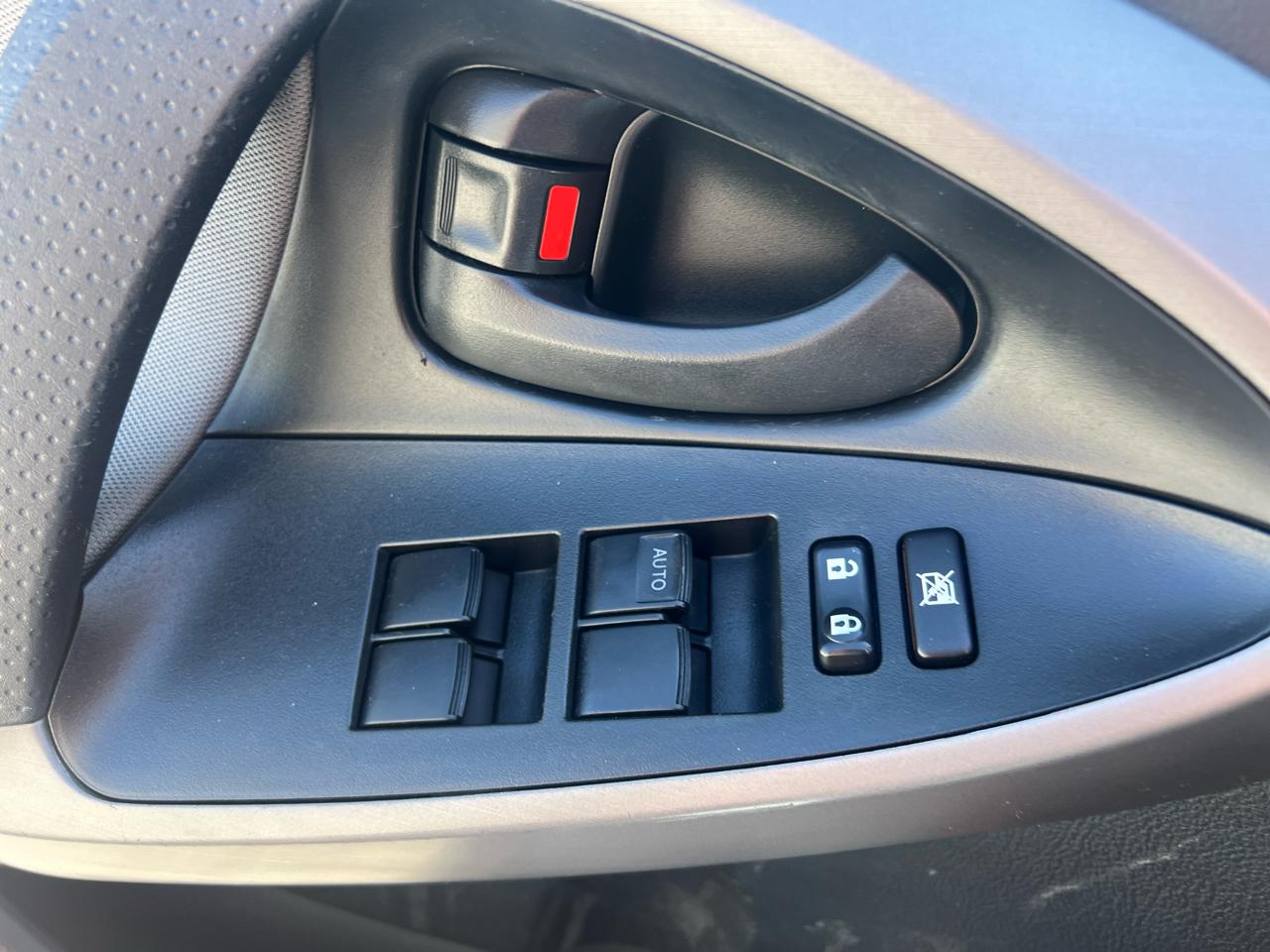 Toyota RAV4 4WD 4dr 4-cyl 4-Spd AT Ltd (Natl) 2008