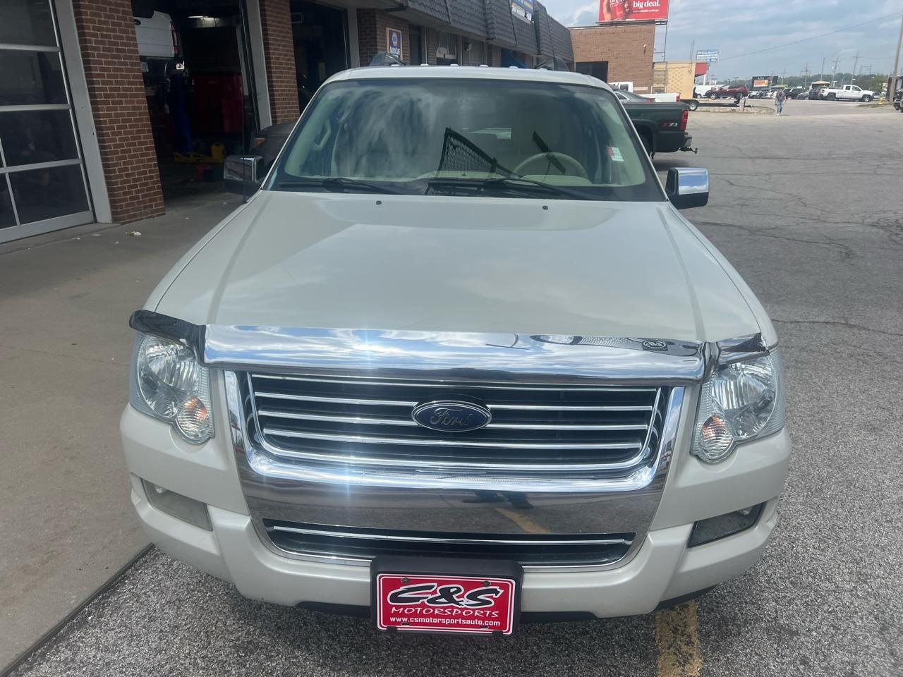 Ford Explorer 4dr 114" WB 4.6L Limited 4WD 2006