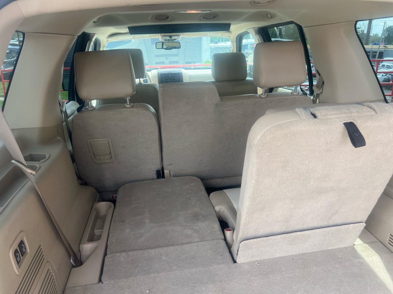 Ford Explorer 4dr 114" WB 4.6L Limited 4WD 2006