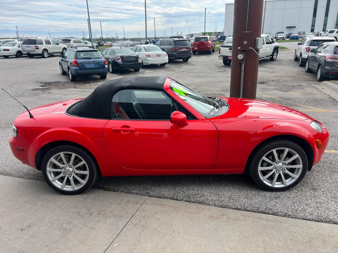 Mazda MX-5 Miata 2dr Conv Grand Touring Manual 2006