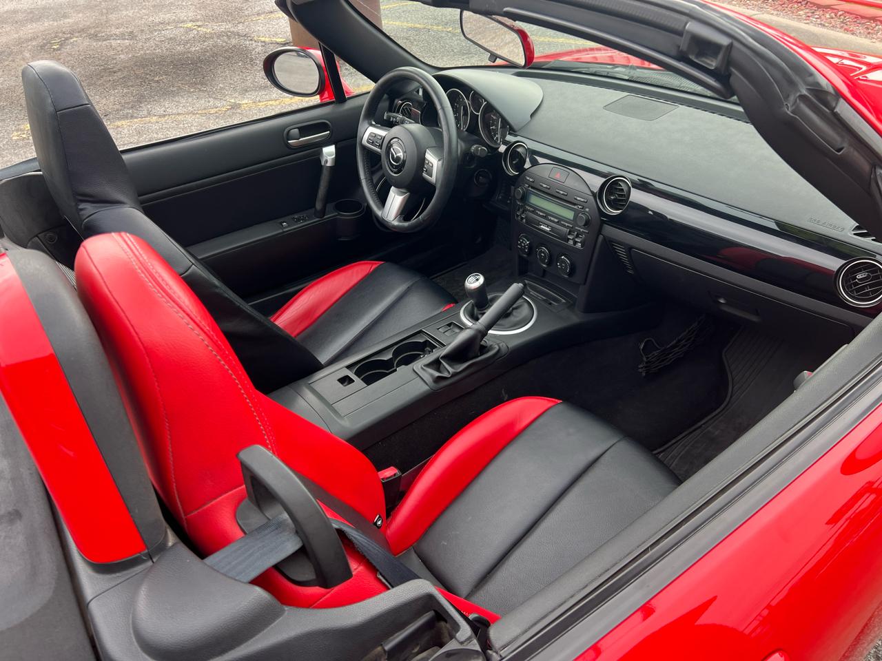 Mazda MX-5 Miata 2dr Conv Grand Touring Manual 2006