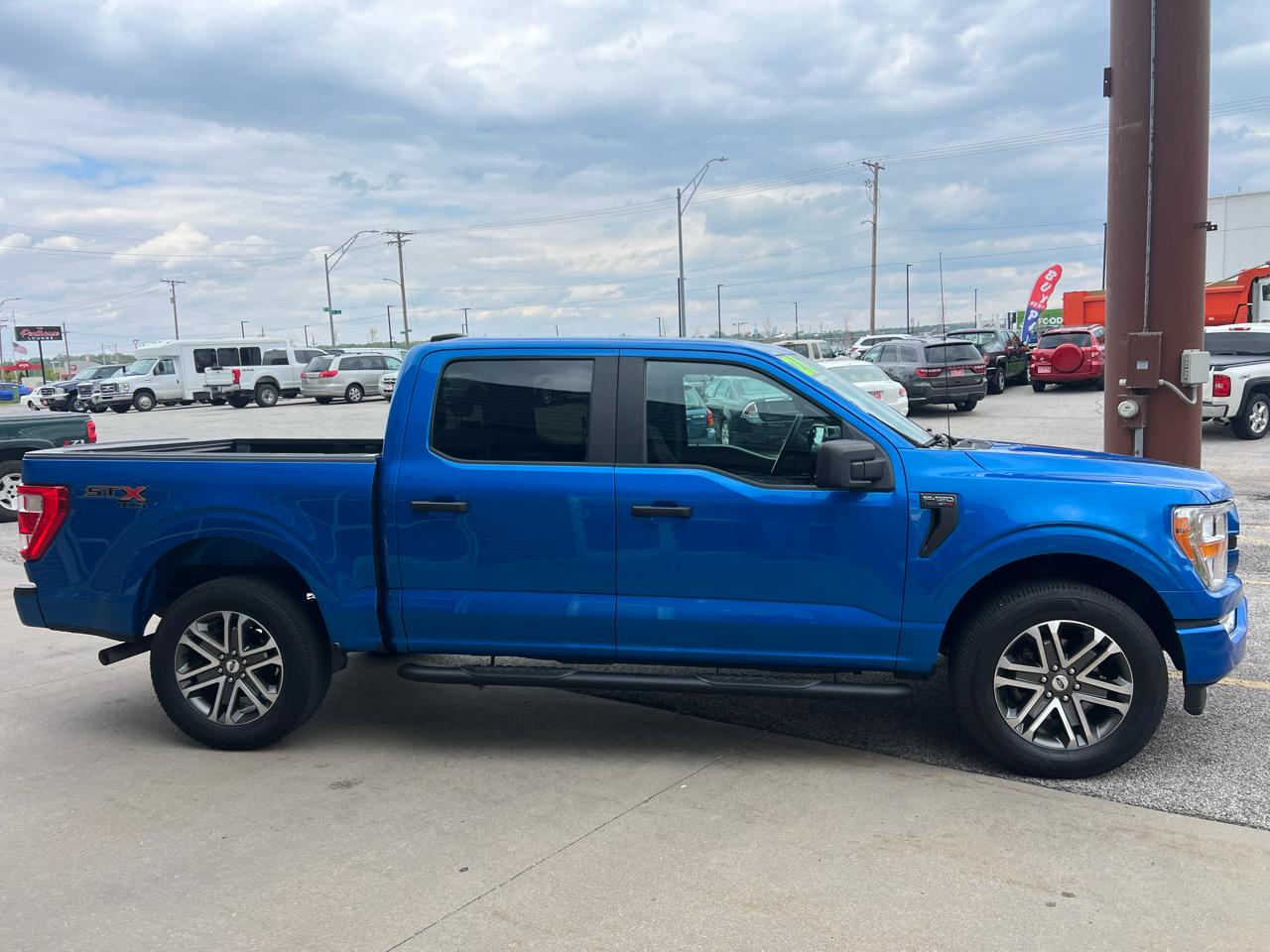 Ford F-150 XL 4WD SuperCrew 5.5' Box 2021