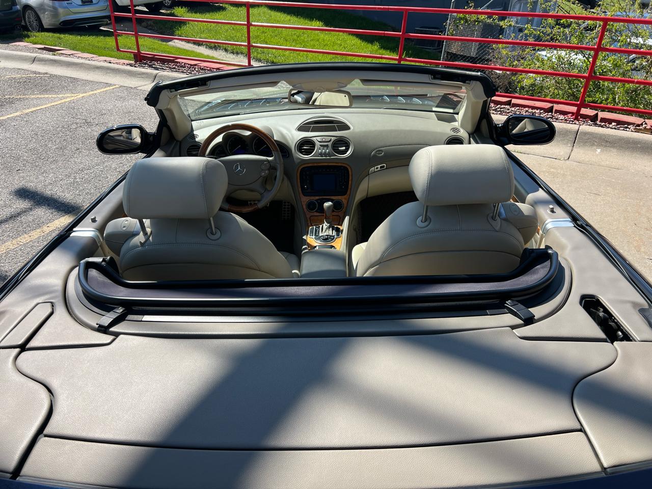 Mercedes-Benz SL-Class 2dr Roadster 5.0L 2003