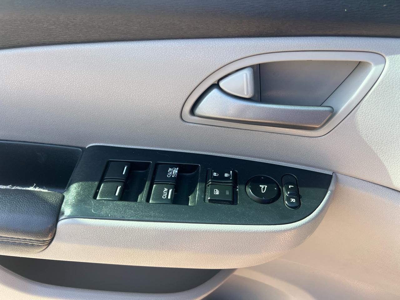 Honda Odyssey 5dr EX-L 2012