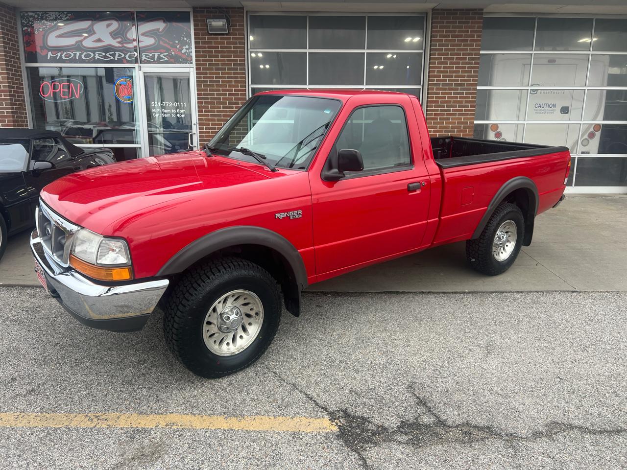 Ford Ranger Reg Cab 112" WB XLT 4WD 1999