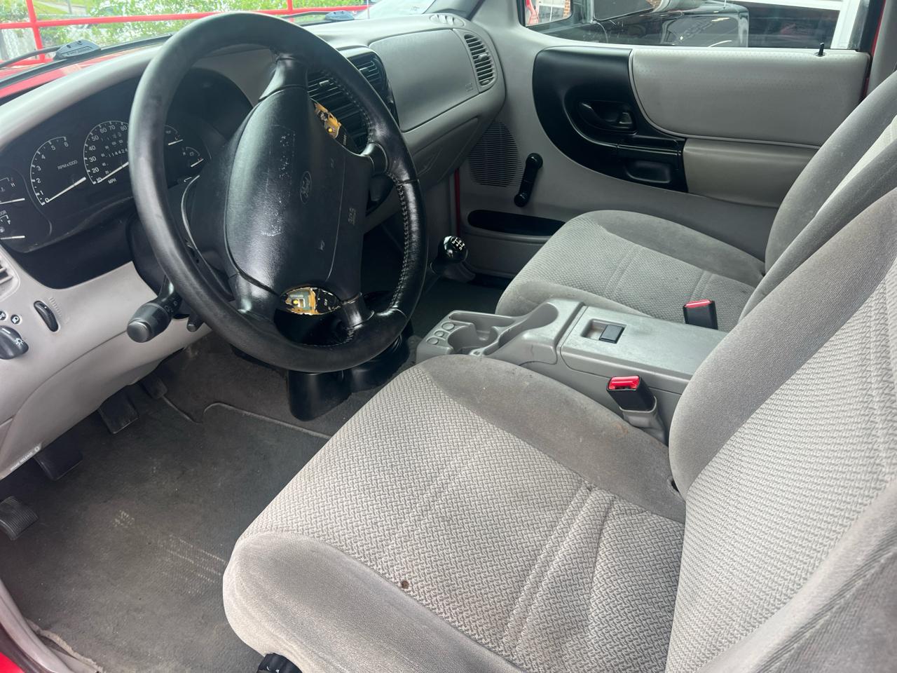 Ford Ranger Reg Cab 112" WB XLT 4WD 1999