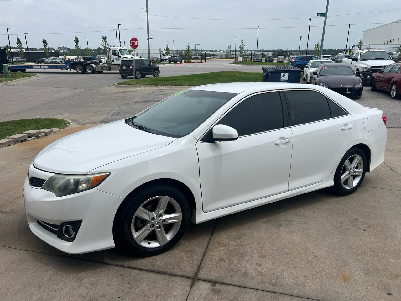 Toyota Camry 2014.5 4dr Sdn I4 Auto SE Sport (Natl) 2014