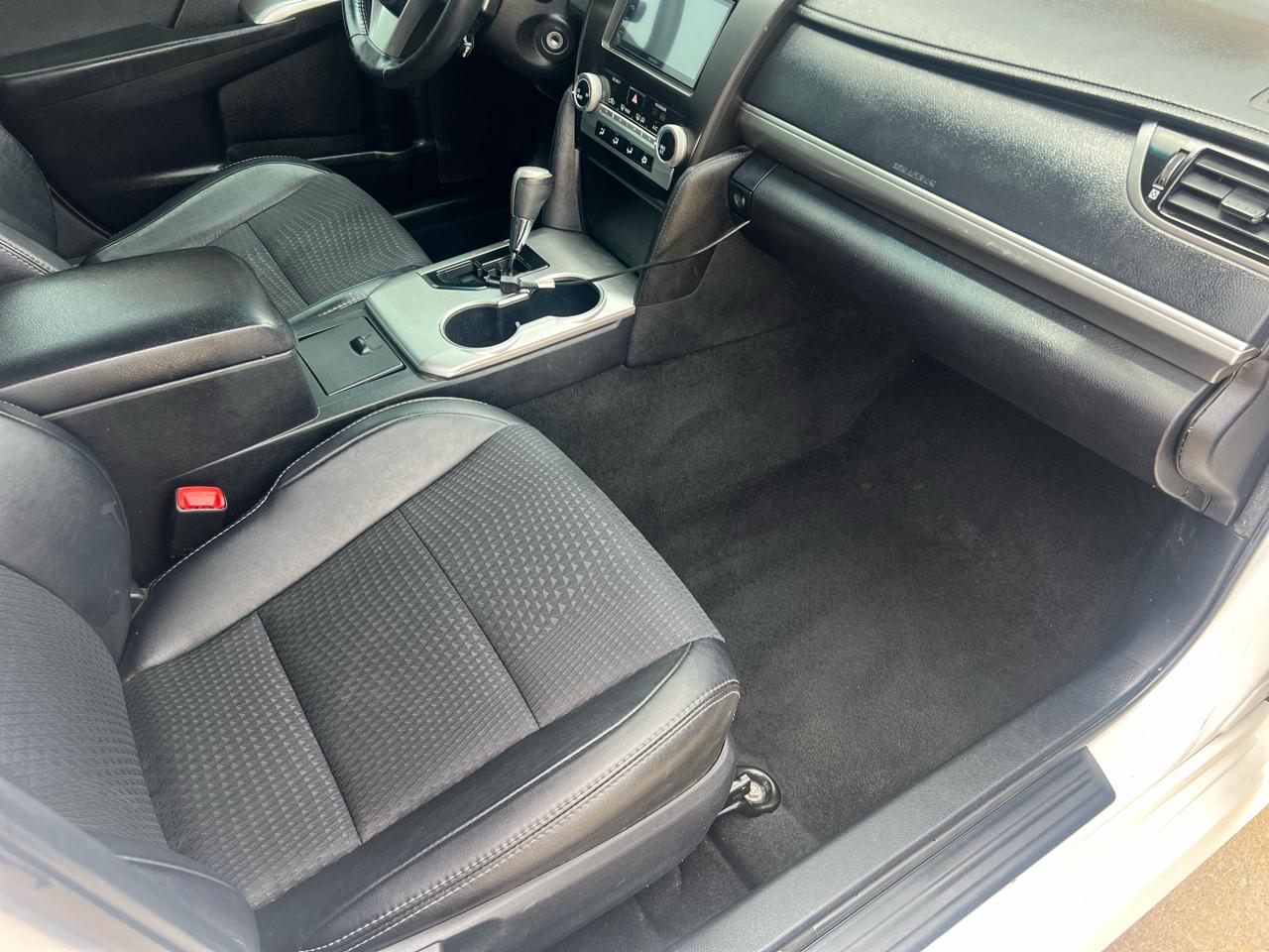 Toyota Camry 2014.5 4dr Sdn I4 Auto SE Sport (Natl) 2014