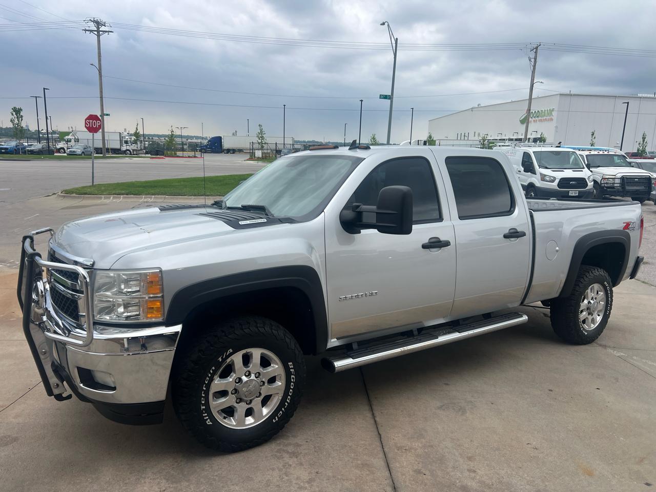 Chevrolet Silverado 3500HD 4WD Crew Cab 153.7" SRW LT 2013