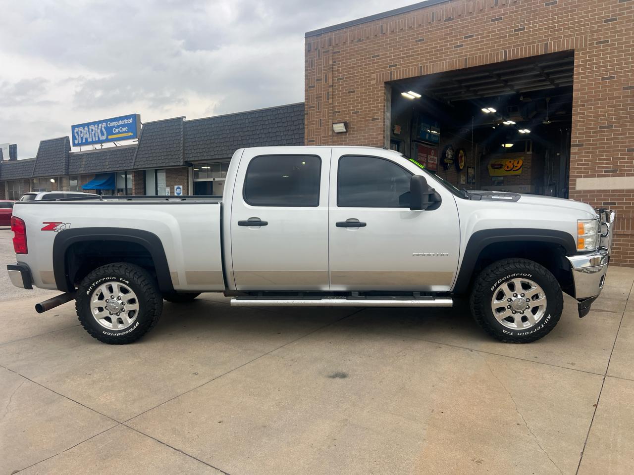 Chevrolet Silverado 3500HD 4WD Crew Cab 153.7" SRW LT 2013