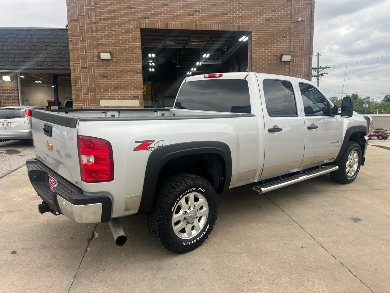 Chevrolet Silverado 3500HD 4WD Crew Cab 153.7" SRW LT 2013
