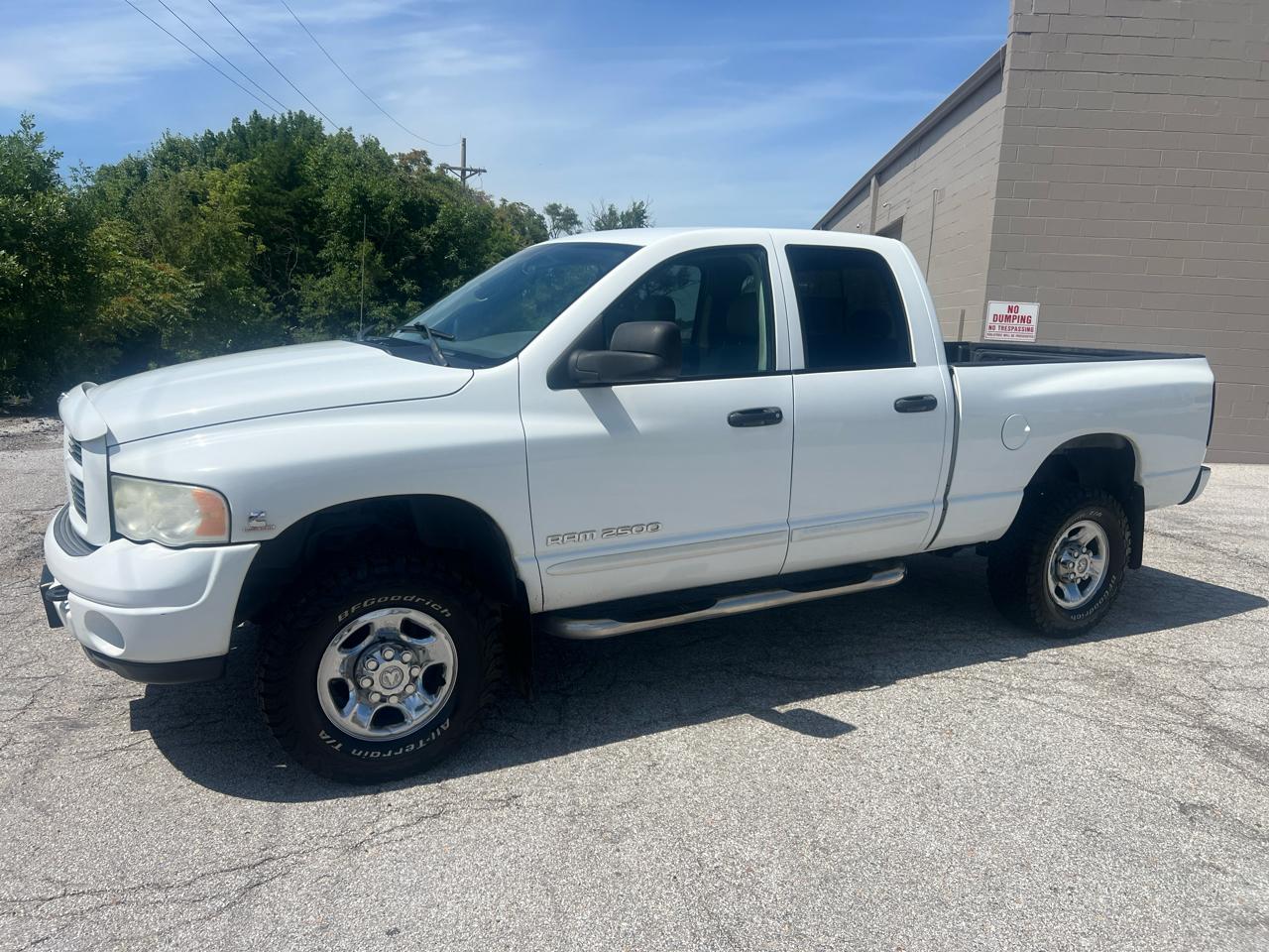 Dodge Ram 2500 4dr Quad Cab 140.5" WB 4WD SLT 2004