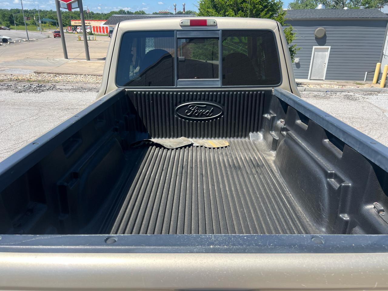 Ford Ranger 4dr Supercab 4.0L XLT FX4 4WD 2002