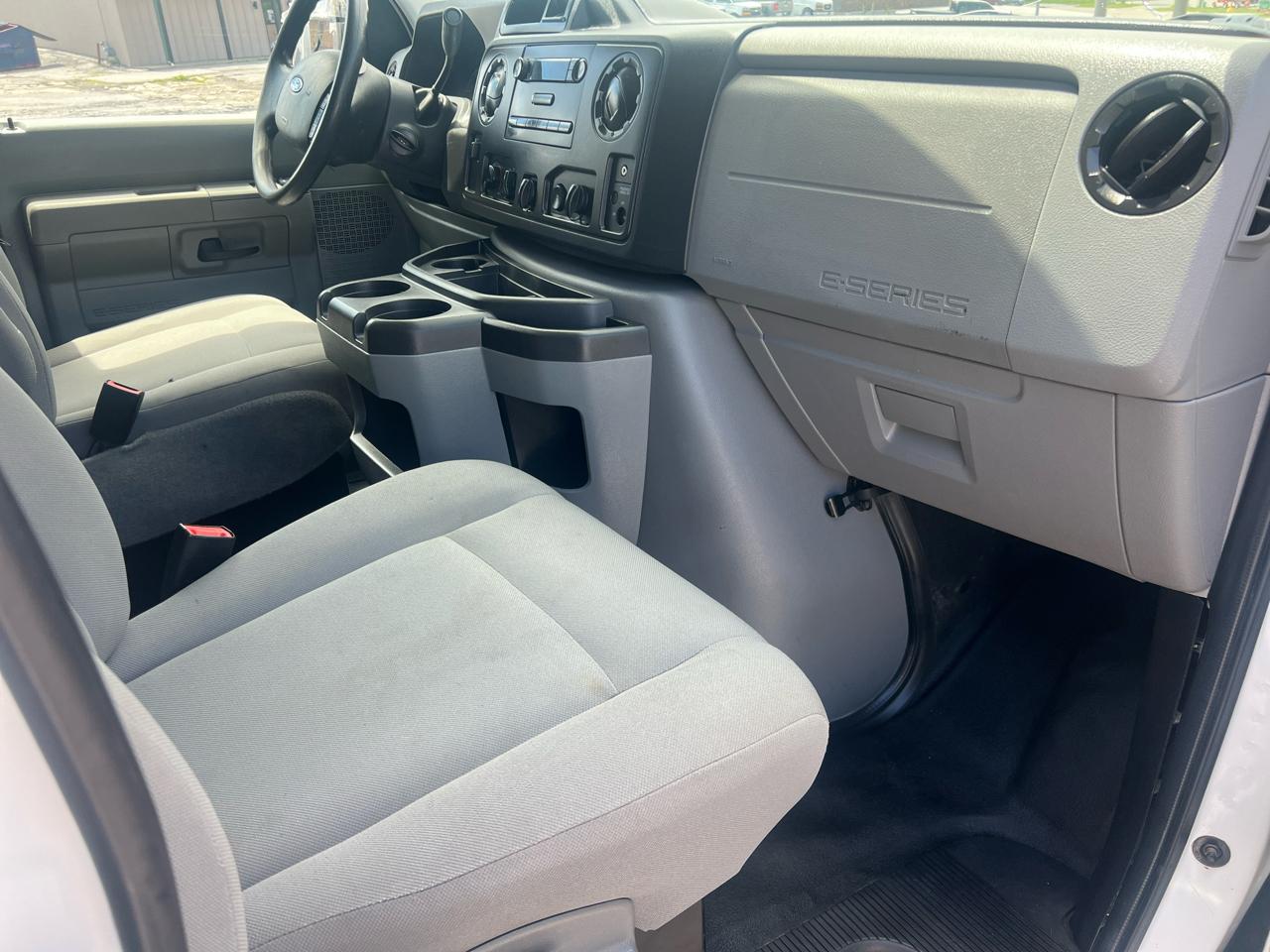 Ford Econoline Cargo Van E-250 Recreational 2014