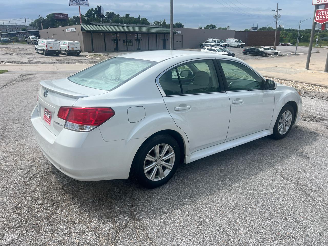 Subaru Legacy 4dr Sdn H4 Auto 2.5i Premium 2012
