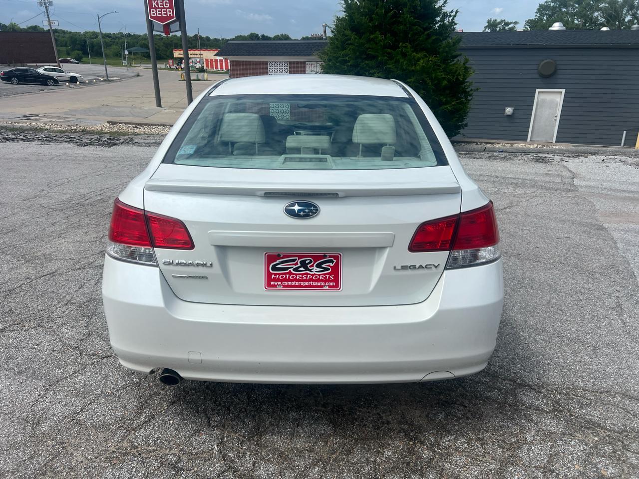 Subaru Legacy 4dr Sdn H4 Auto 2.5i Premium 2012