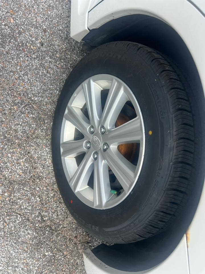 Subaru Legacy 4dr Sdn H4 Auto 2.5i Premium 2012