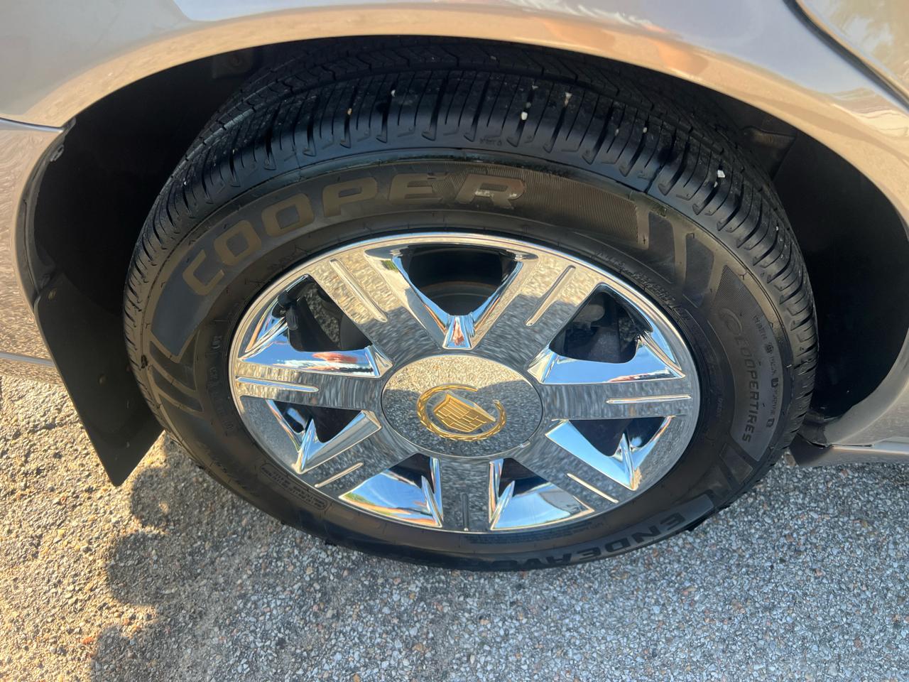 Cadillac DTS 4dr Sdn Luxury I 2007