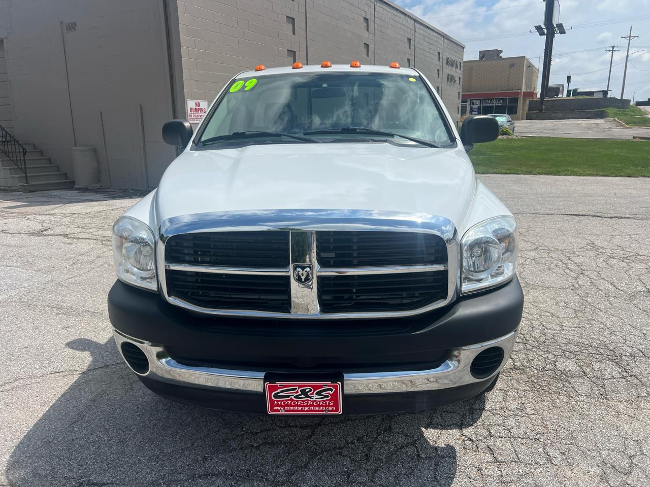 Dodge Ram 2500 4WD Reg Cab 140.5" SXT 2009