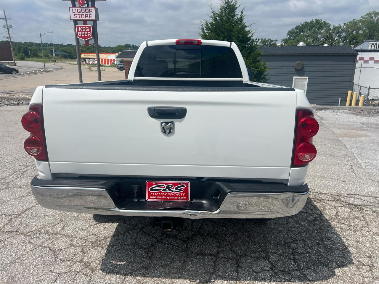 Dodge Ram 2500 4WD Reg Cab 140.5" SXT 2009