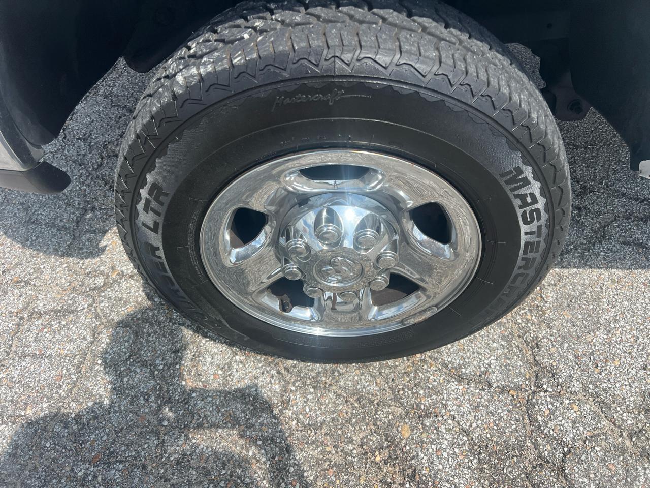 Dodge Ram 2500 4WD Reg Cab 140.5" SXT 2009