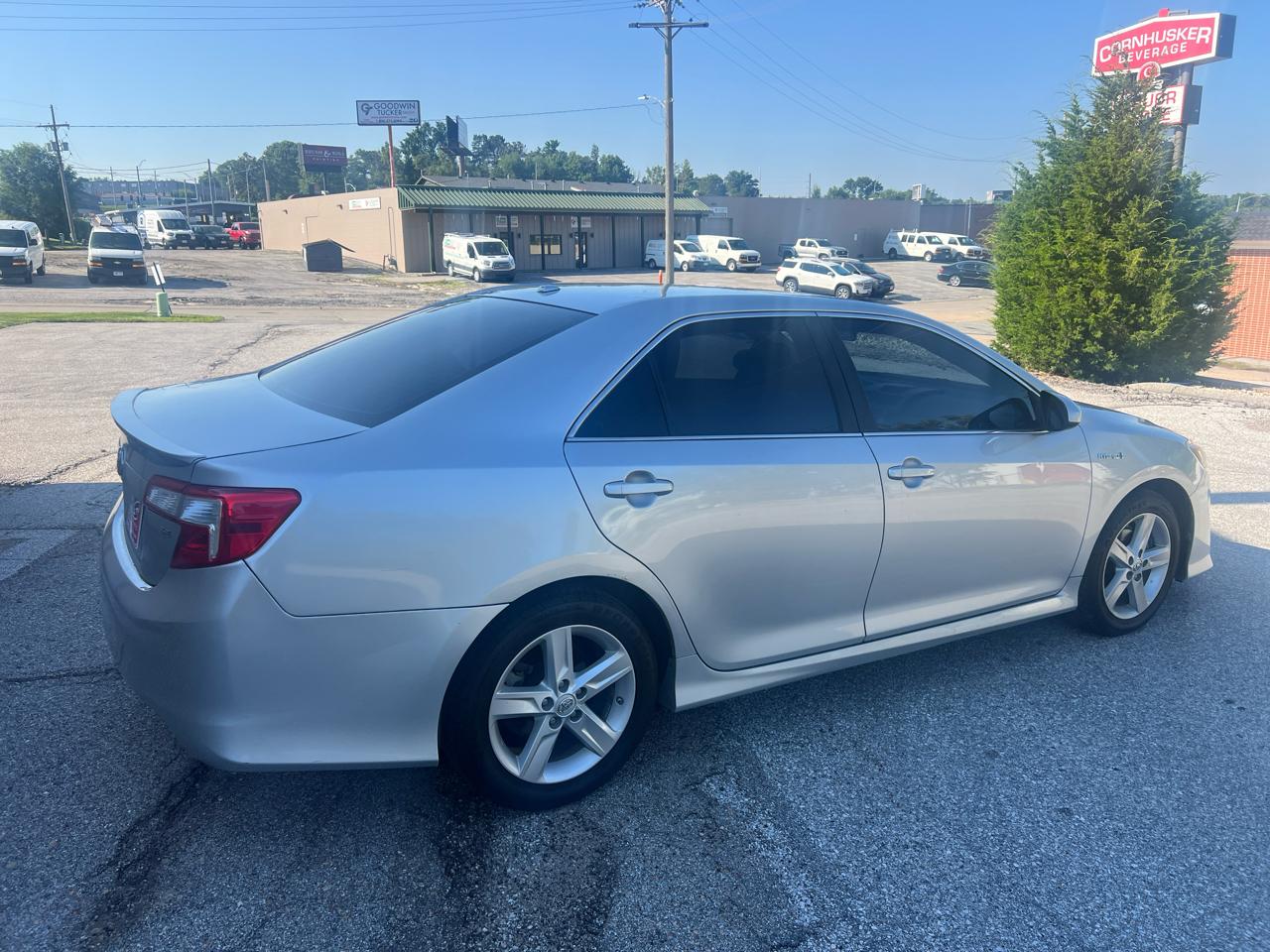 Toyota Camry Hybrid 2014.5 4dr Sdn SE Limited Edition (Natl) 2014