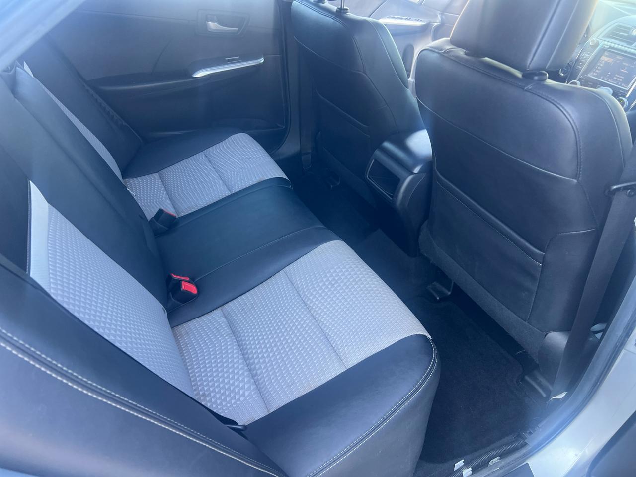Toyota Camry Hybrid 2014.5 4dr Sdn SE Limited Edition (Natl) 2014