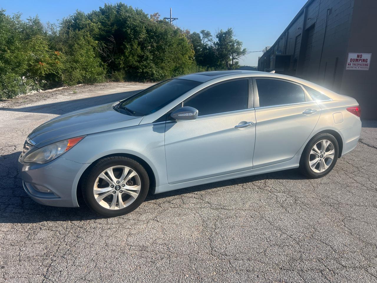Hyundai Sonata 4dr Sdn 2.4L Auto Ltd 2011