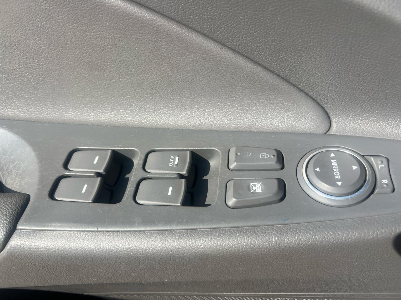 Hyundai Sonata 4dr Sdn 2.4L Auto Ltd 2011