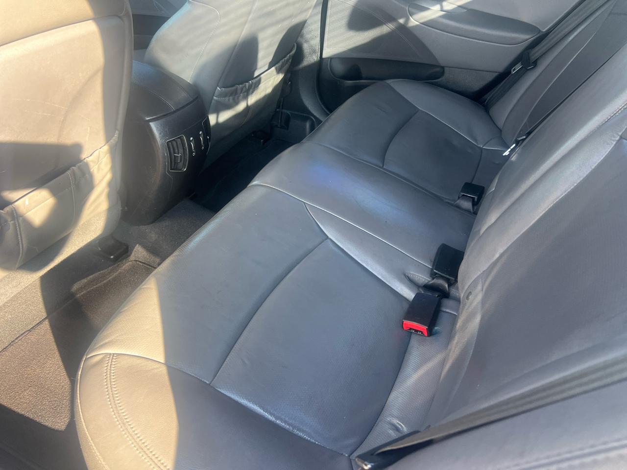 Hyundai Sonata 4dr Sdn 2.4L Auto Ltd 2011
