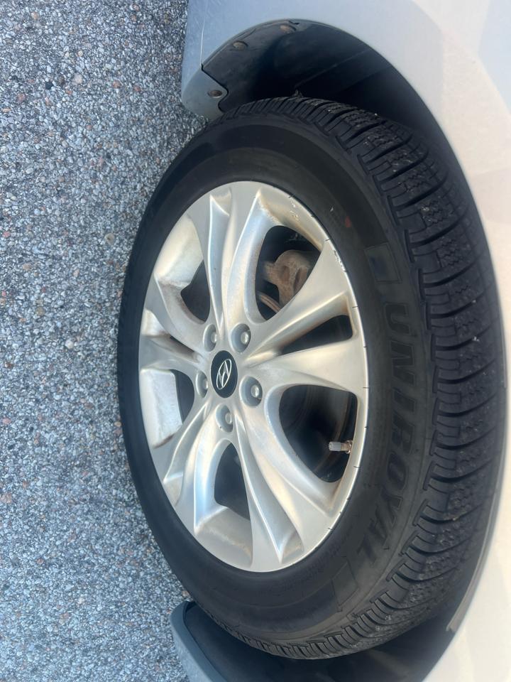 Hyundai Sonata 4dr Sdn 2.4L Auto Ltd 2011