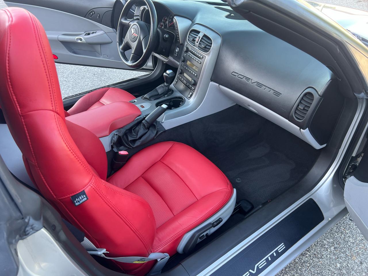 Chevrolet Corvette 2dr Cpe 2005