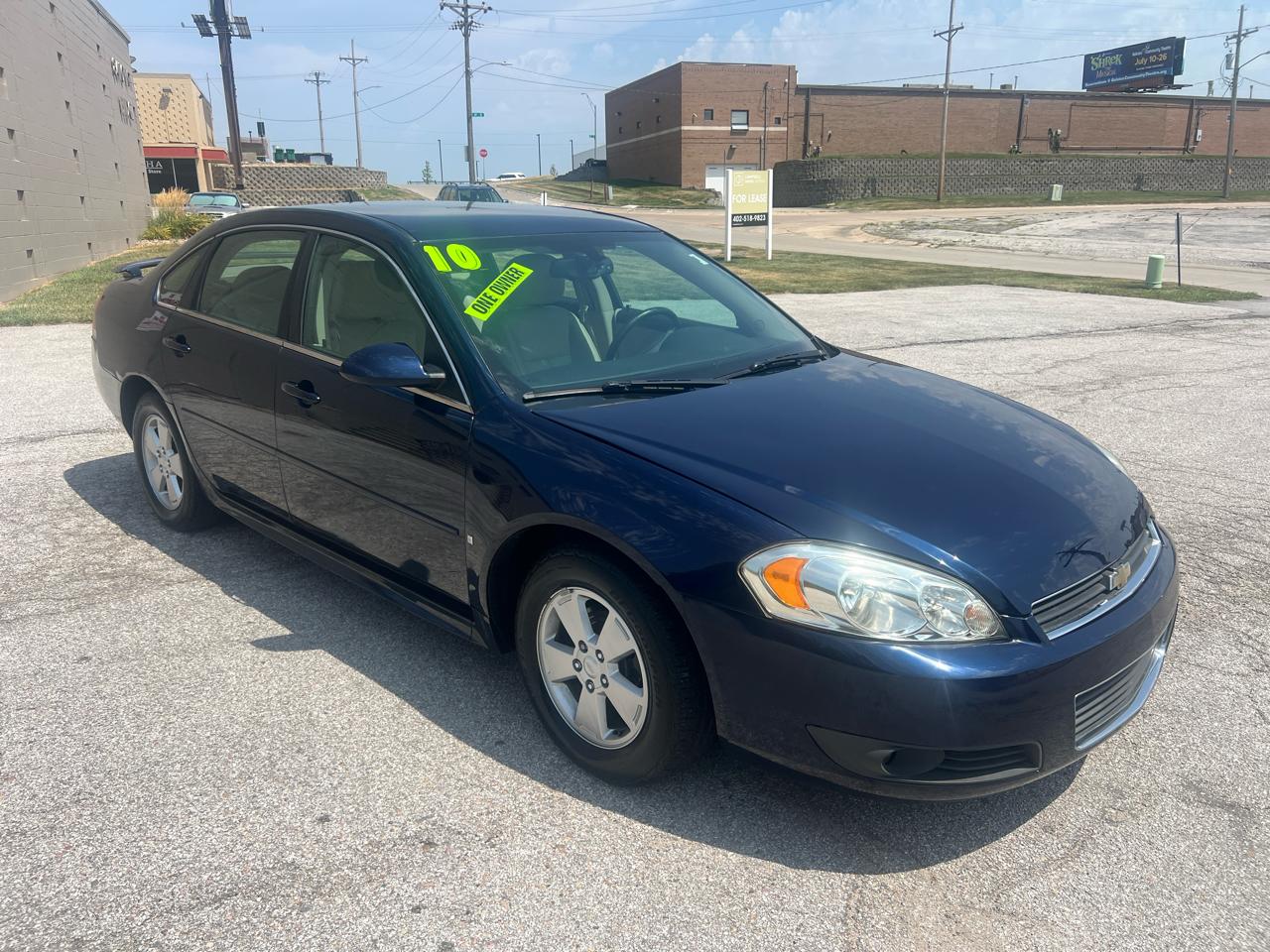 Chevrolet Impala 4dr Sdn LT 2010