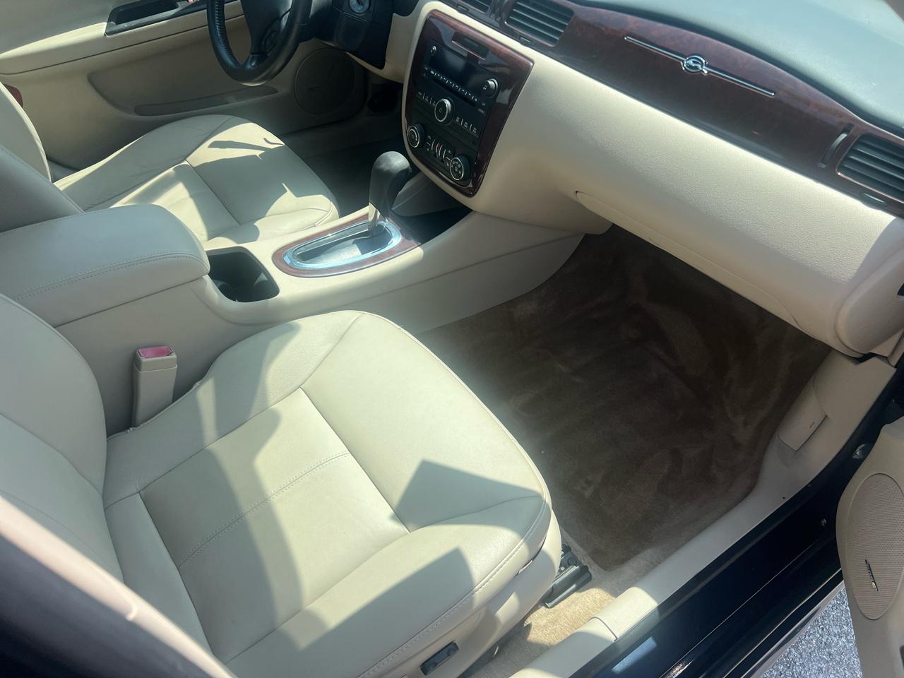 Chevrolet Impala 4dr Sdn LT 2010