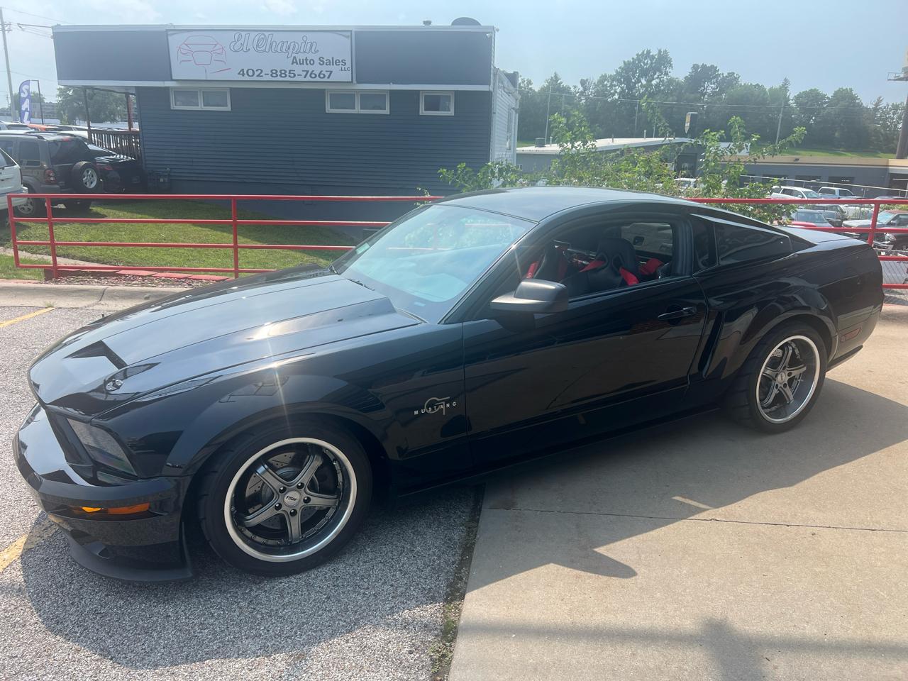 Ford Mustang 2dr Cpe GT Deluxe 2006