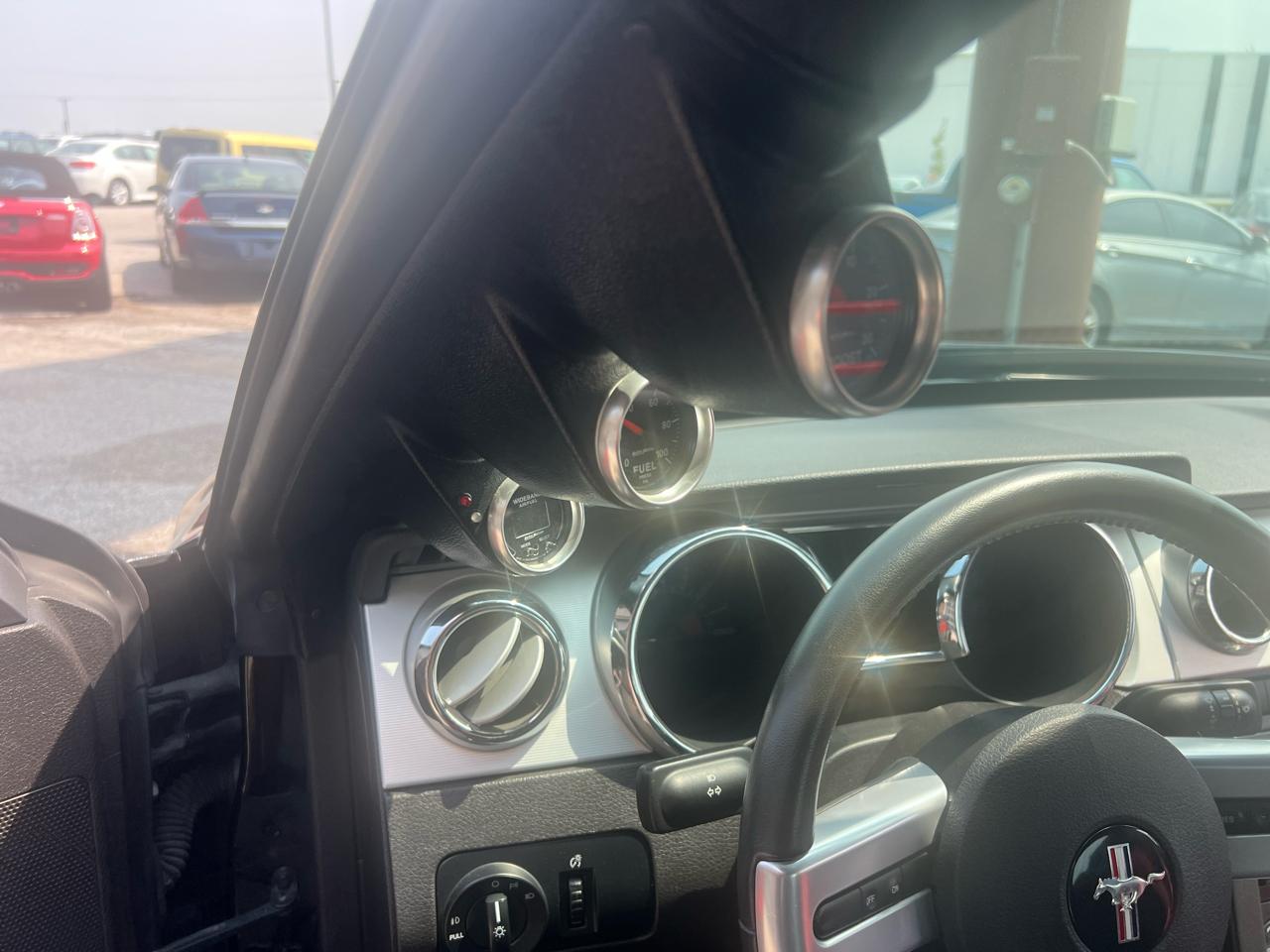 Ford Mustang 2dr Cpe GT Deluxe 2006