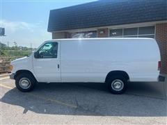 2004 Ford Econoline Cargo Van 