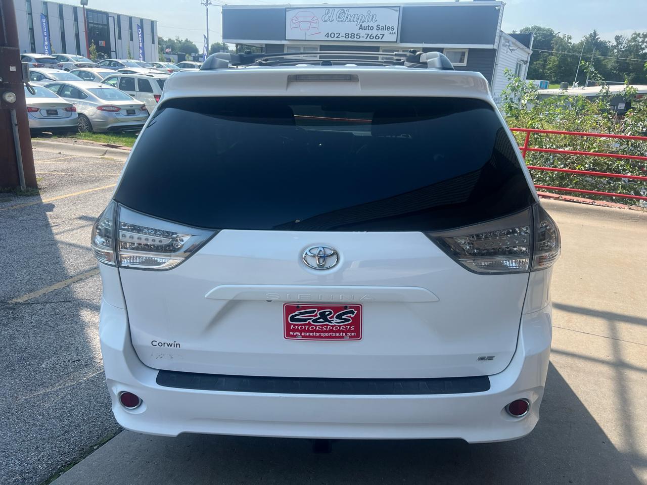 Toyota Sienna 5dr 8-Pass Van SE FWD (Natl) 2015