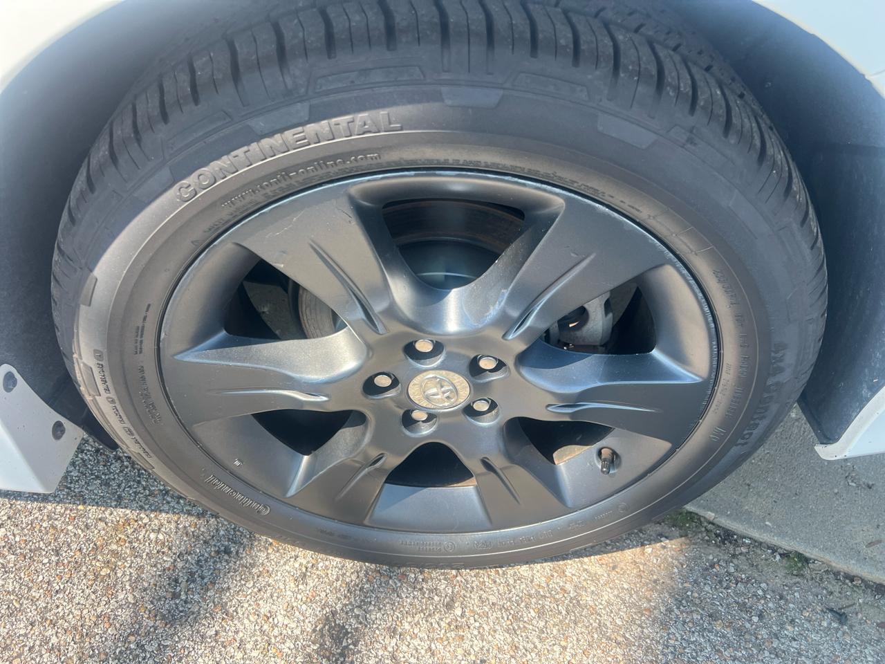 Toyota Sienna 5dr 8-Pass Van SE FWD (Natl) 2015