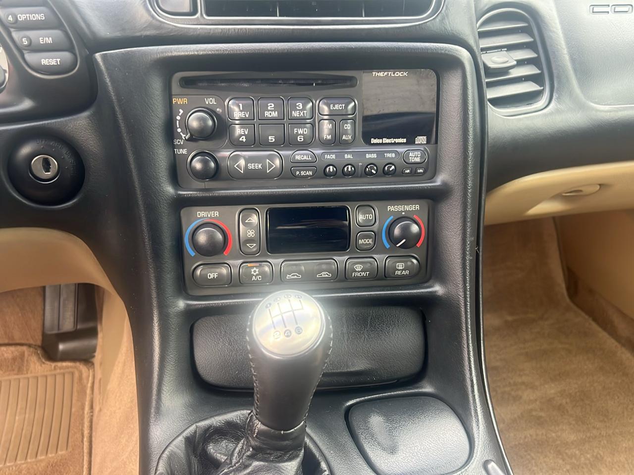 Chevrolet Corvette 2dr Convertible 1999