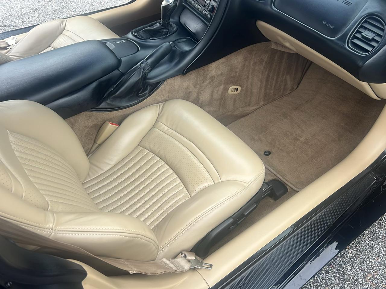 Chevrolet Corvette 2dr Convertible 1999
