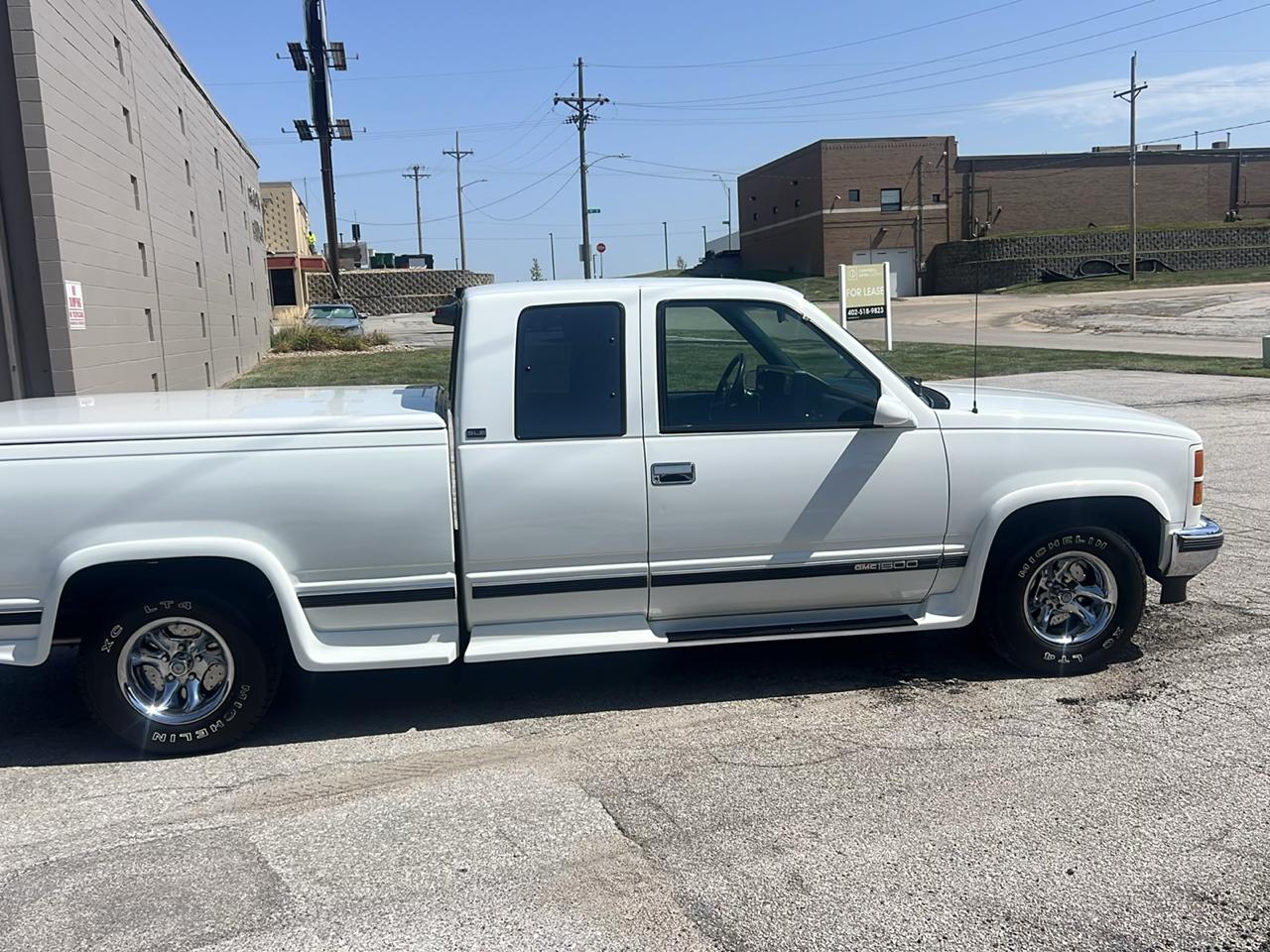 GMC Sierra 1500 Club Cpe 141.5" WB 1994