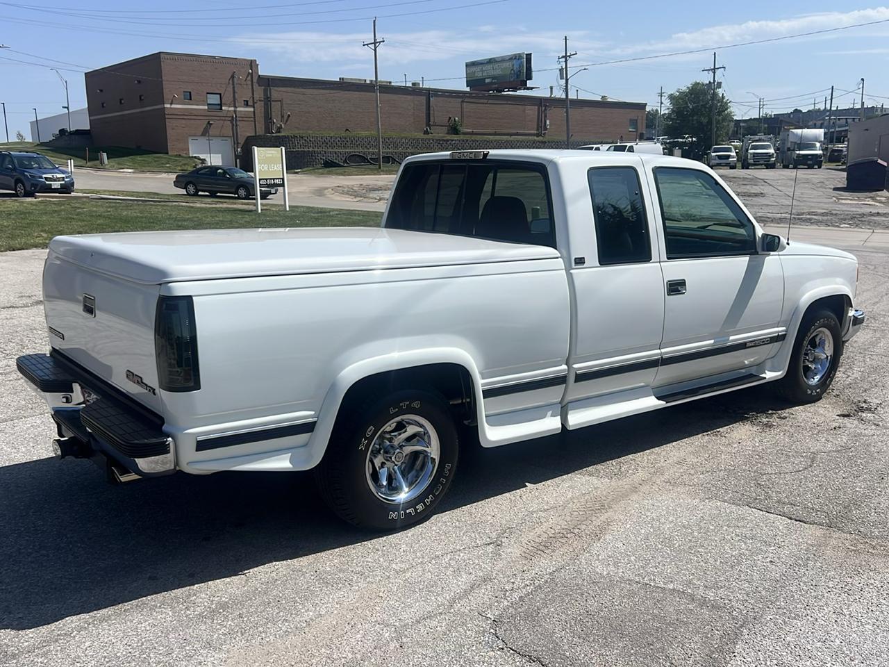 GMC Sierra 1500 Club Cpe 141.5" WB 1994