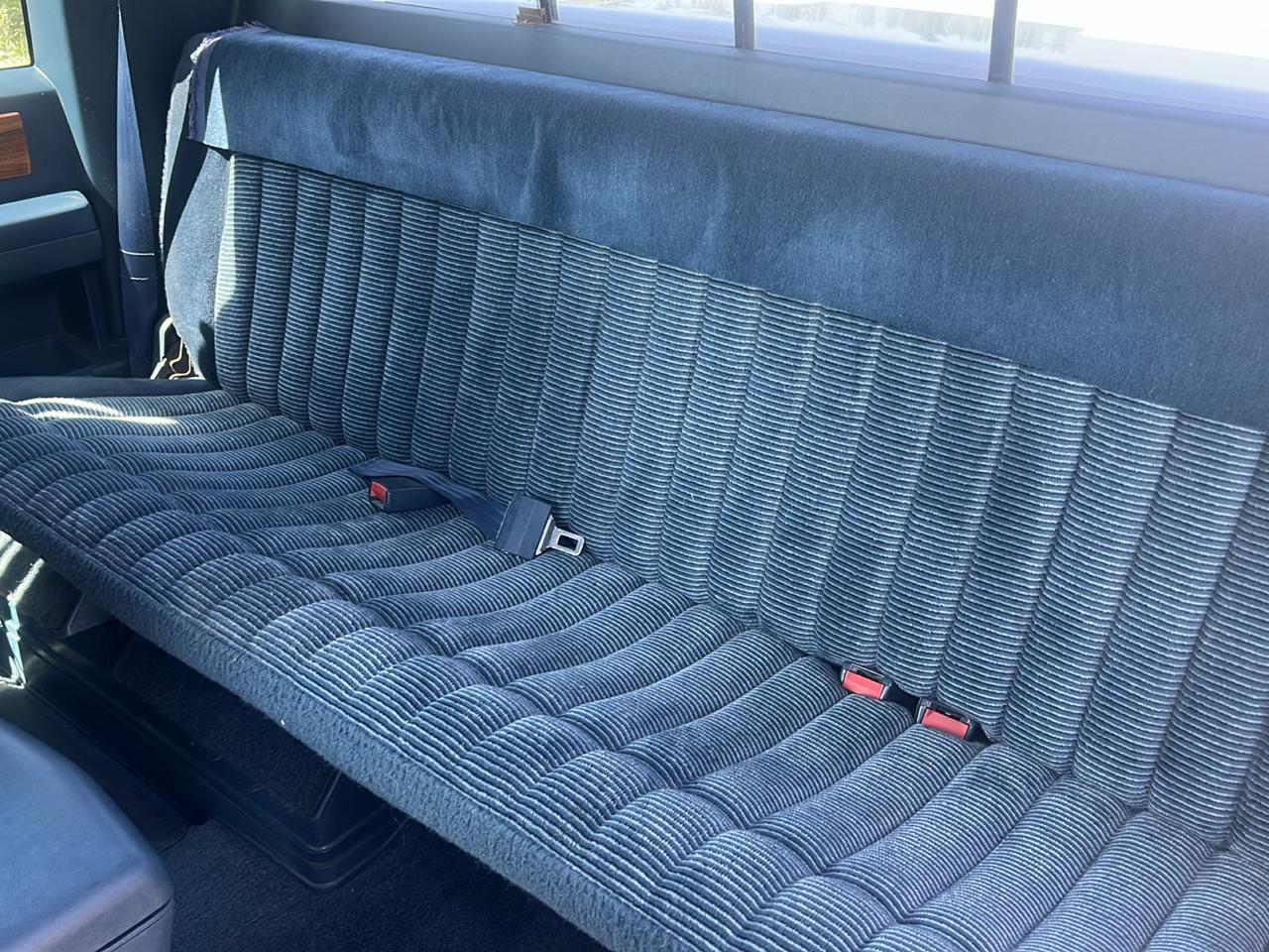 GMC Sierra 1500 Club Cpe 141.5" WB 1994