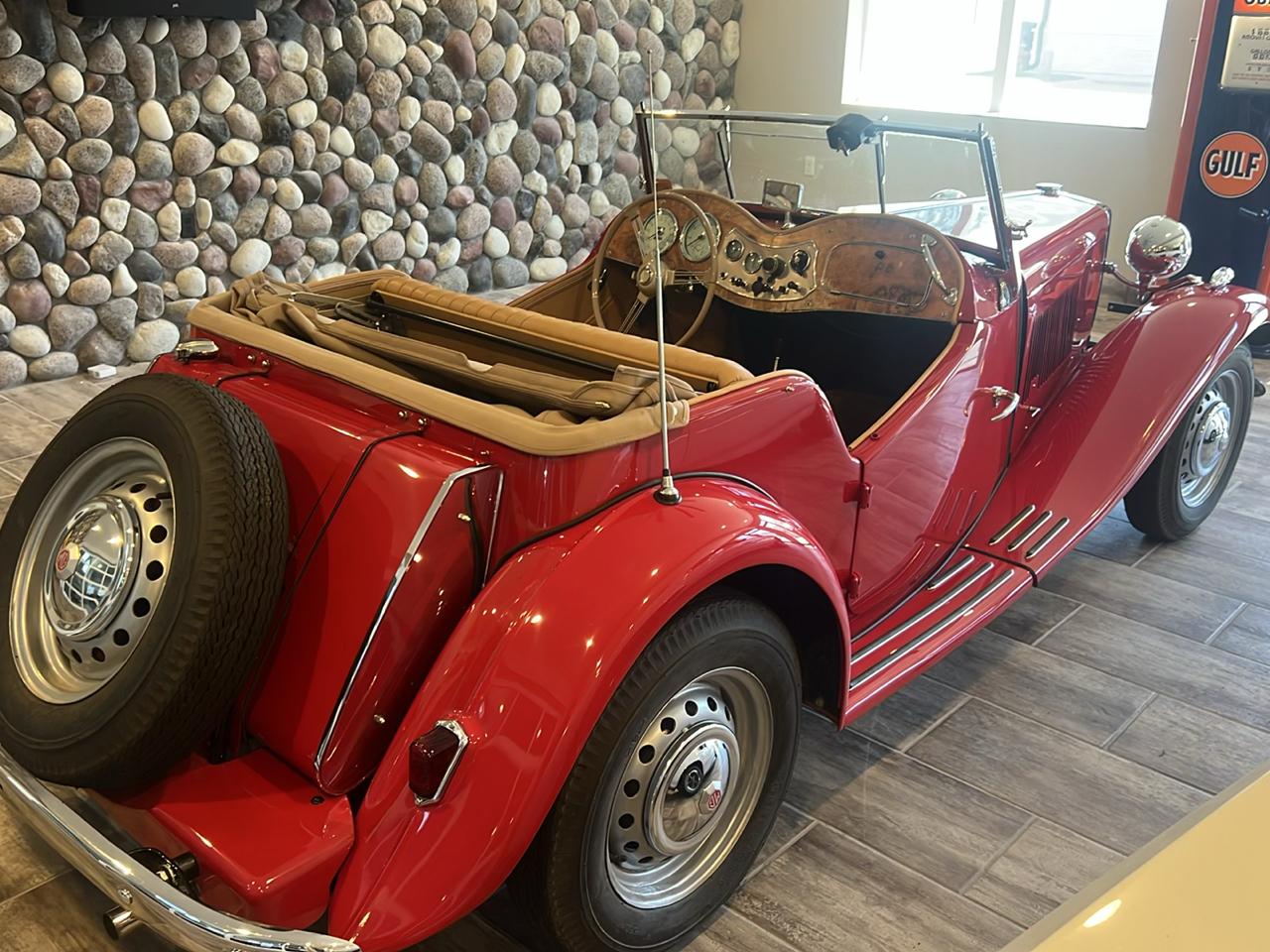 MG Roadster  1951