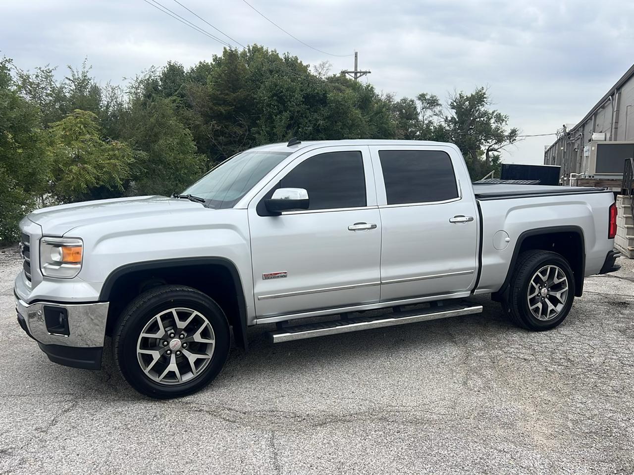 GMC Sierra 1500 4WD Crew Cab 143.5" SLT 2014
