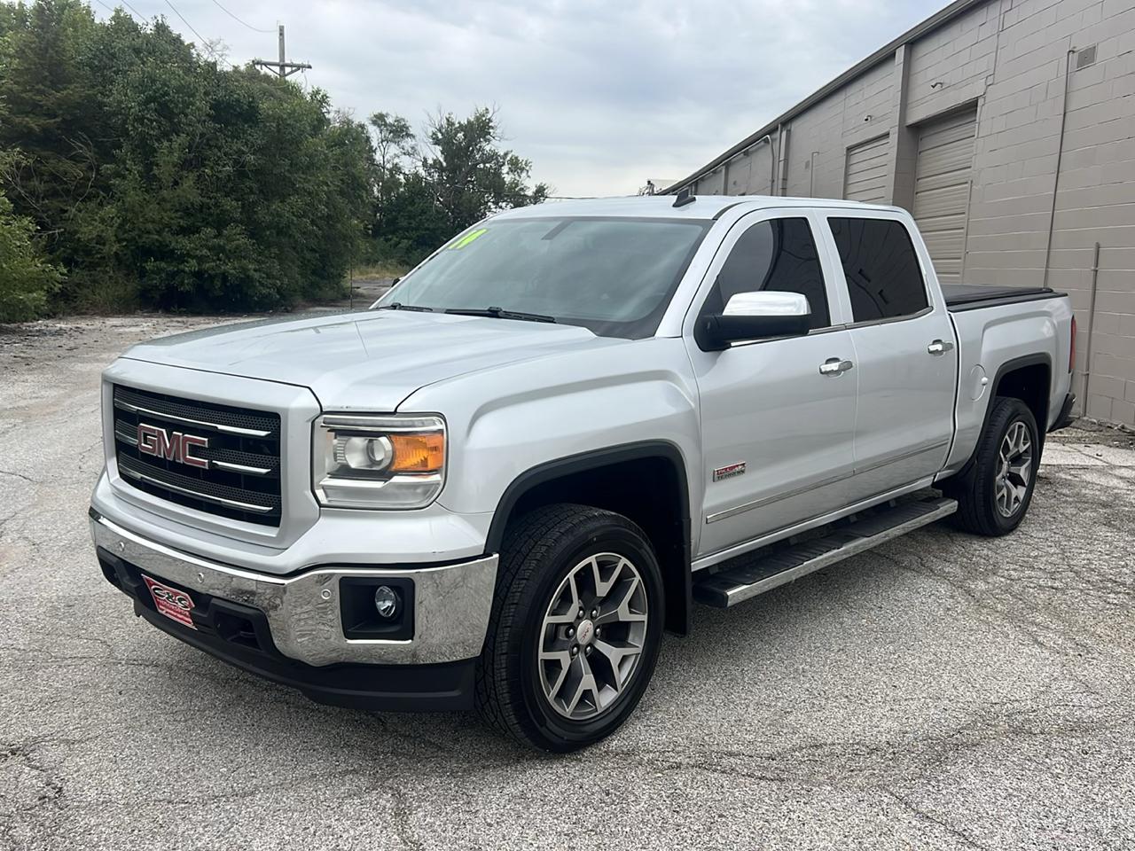 GMC Sierra 1500 4WD Crew Cab 143.5" SLT 2014