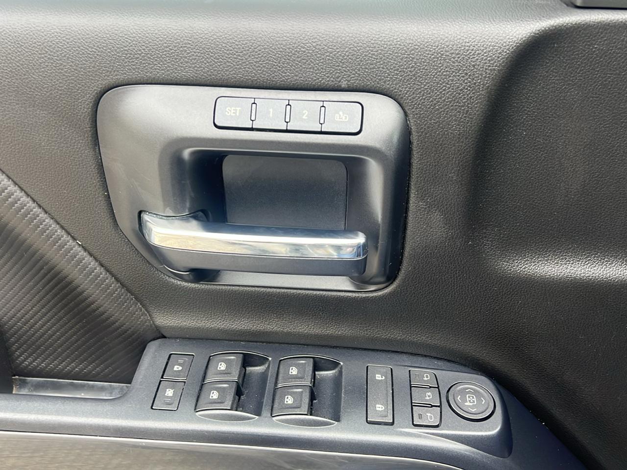 GMC Sierra 1500 4WD Crew Cab 143.5" SLT 2014