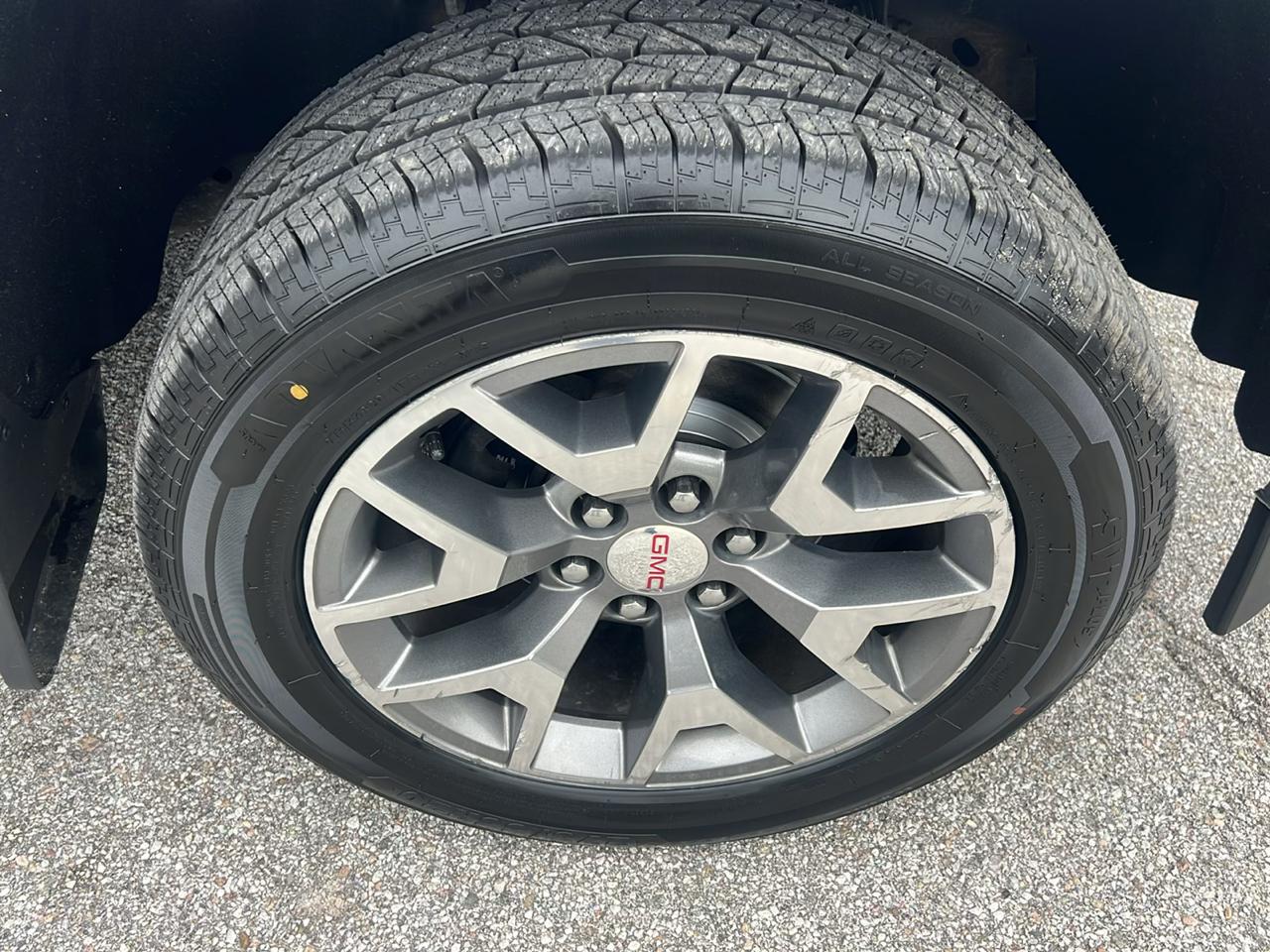 GMC Sierra 1500 4WD Crew Cab 143.5" SLT 2014